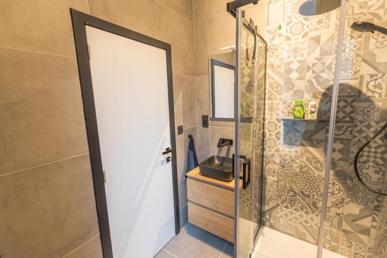 Golden Dove Luxury Aparts Bruxelles Esterno foto