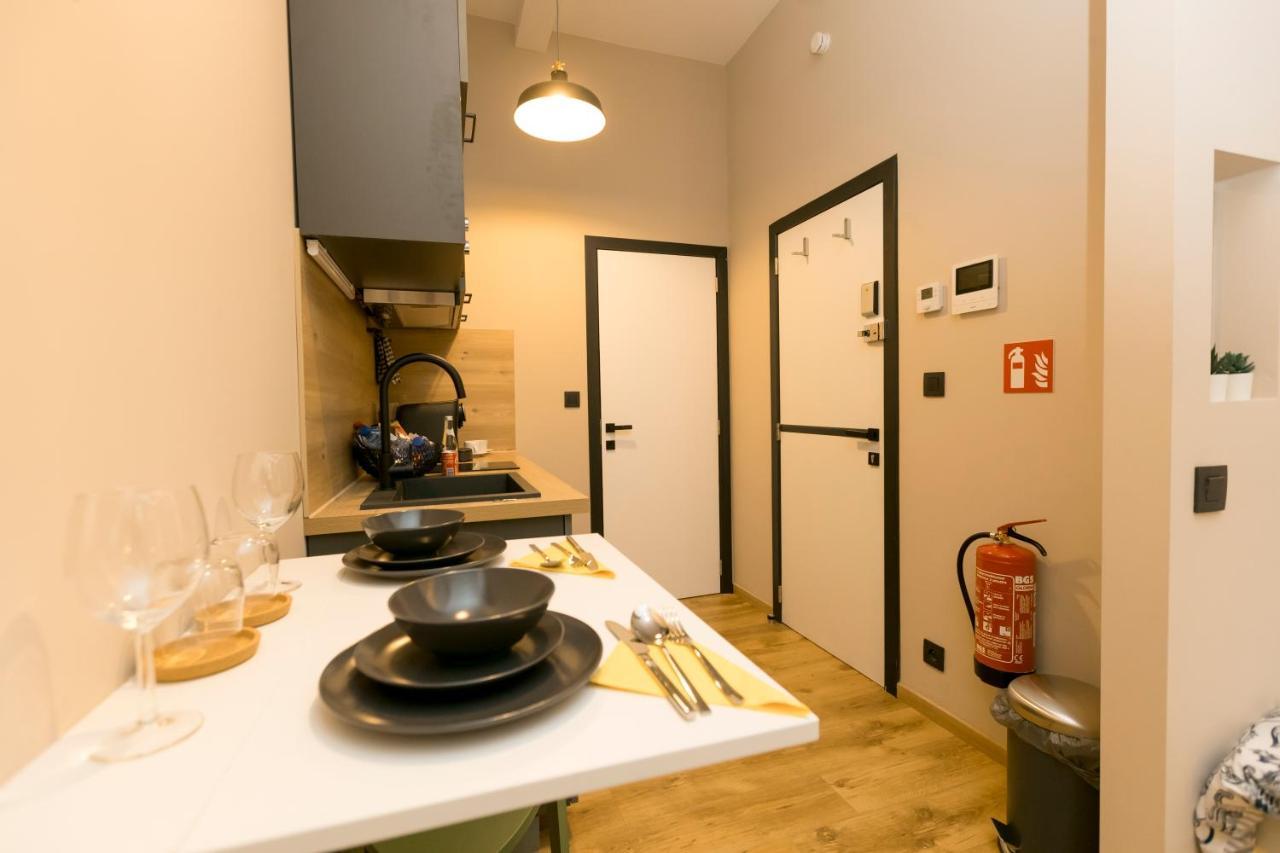 Golden Dove Luxury Aparts Bruxelles Esterno foto