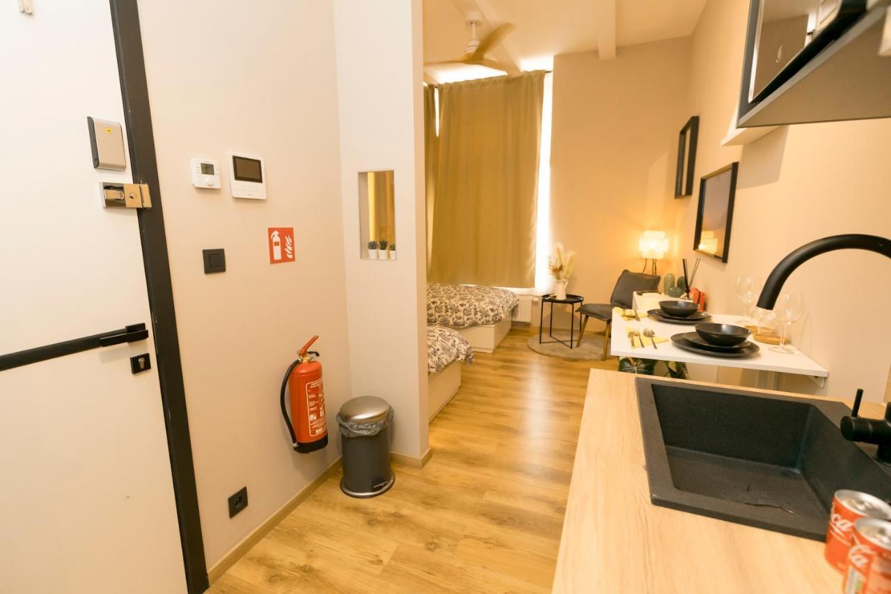 Golden Dove Luxury Aparts Bruxelles Esterno foto